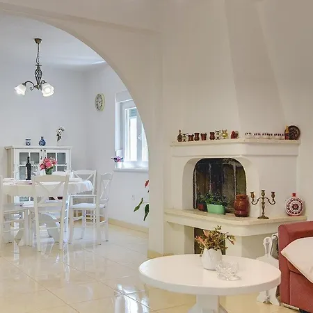 Laura Holiday home Medulin